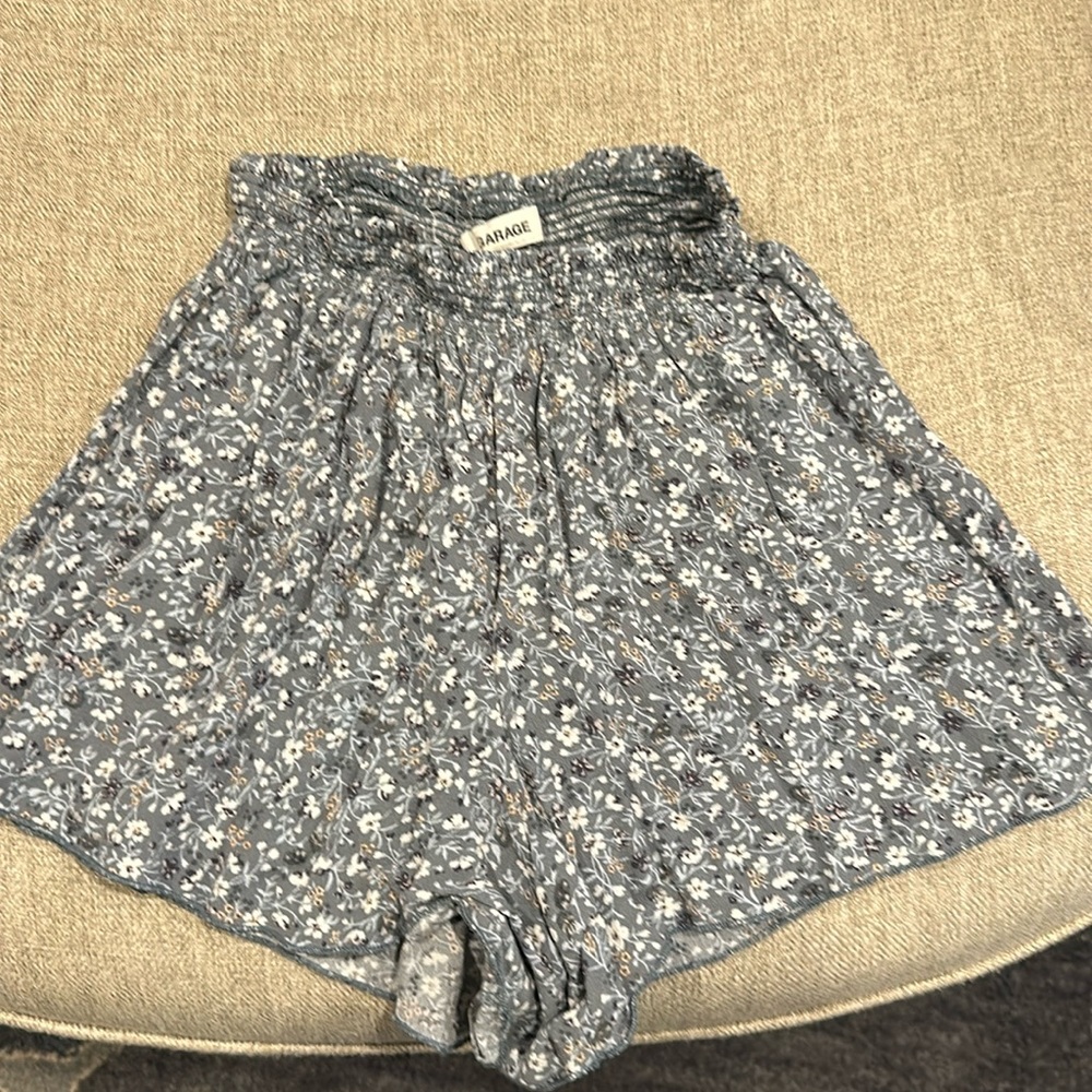 Flowy shorts